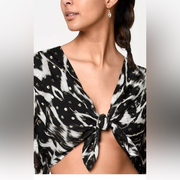 Nicole Miller Women's Metallic Ikat Crop Top Black Size Medium - Picture 2 of 5